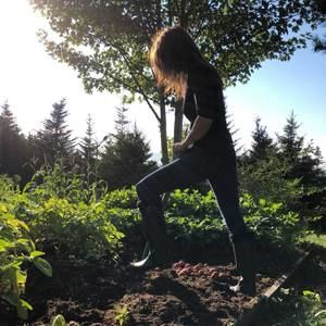 Meet your Posher, Jan